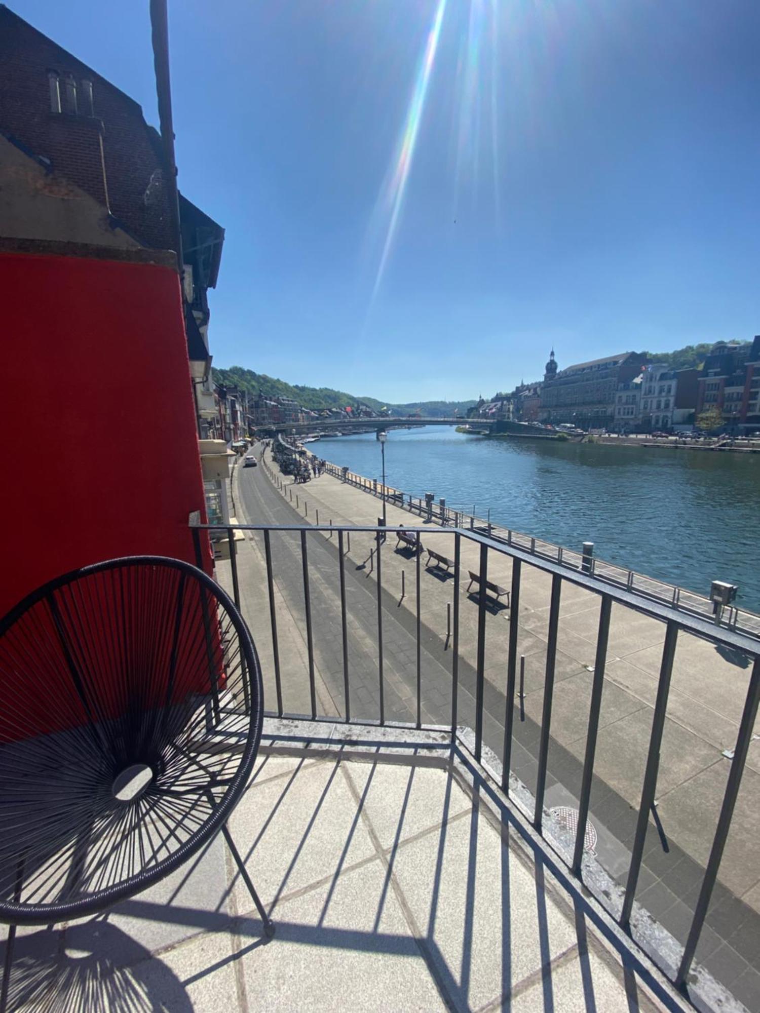 Vikarti Stay, A Lovely House With Incredible View Dinant Eksteriør bilde