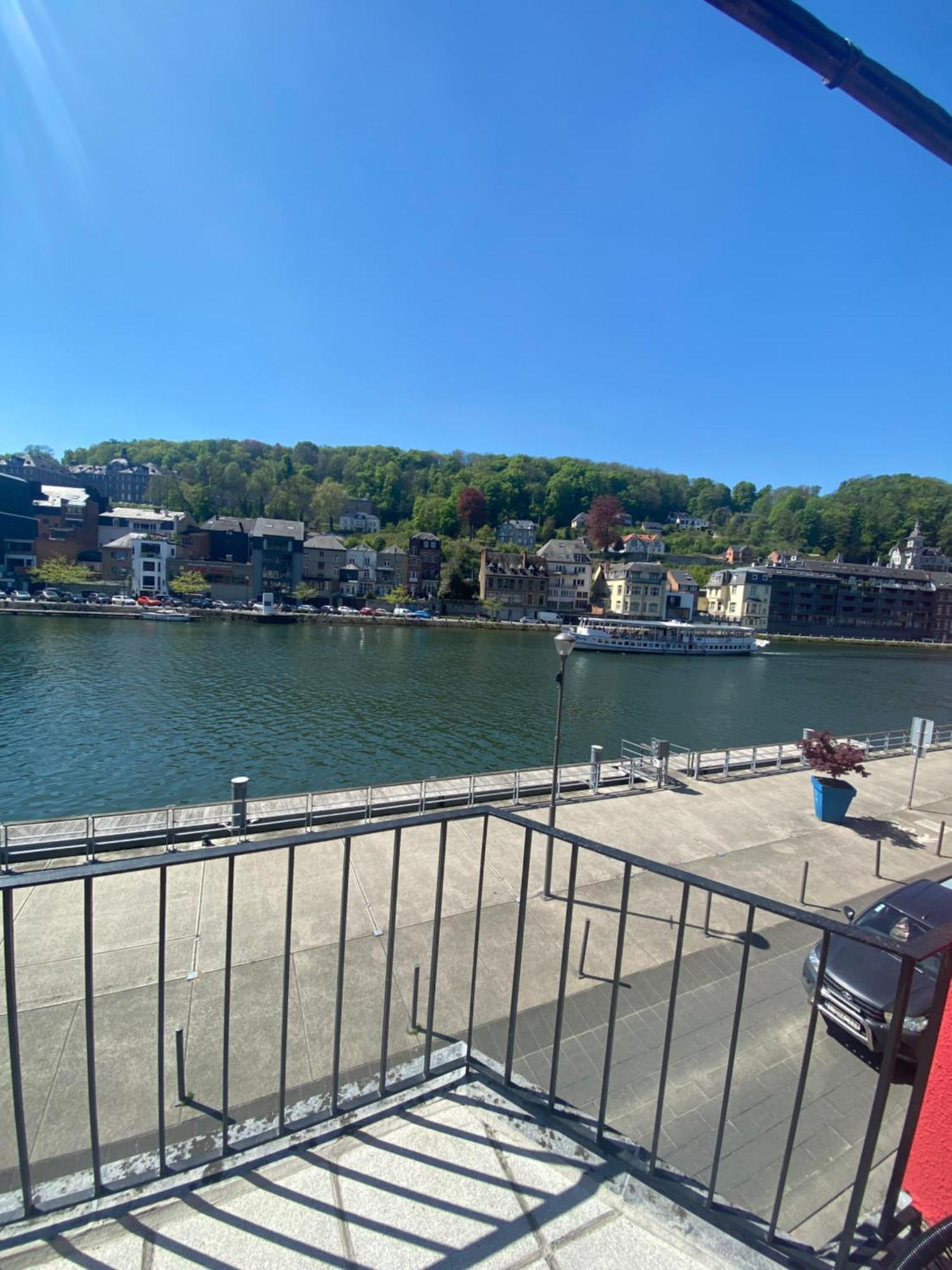 Vikarti Stay, A Lovely House With Incredible View Dinant Eksteriør bilde